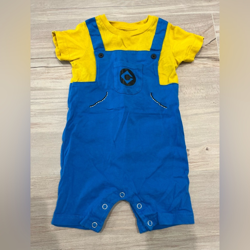 Universal Blue and Yellow Kids Despicable Me Minion Romper Size 18 Months